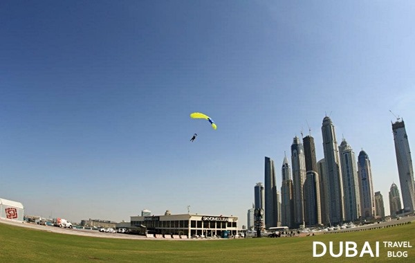 skydiving in dubai