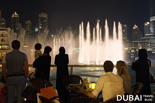 dubai water fountain show