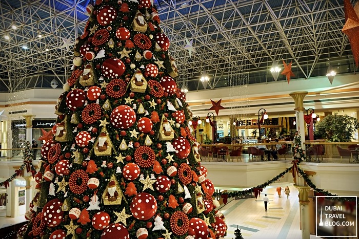 Is This The Biggest Christmas Tree In Dubai Dubai Travel Blog