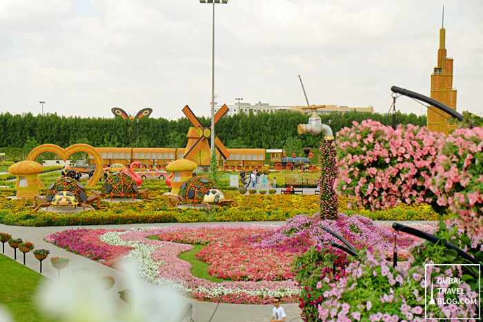 dubai miracle garden view