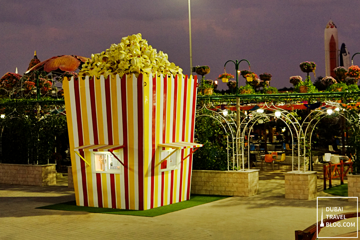 giant popcorn dubai miracle garden