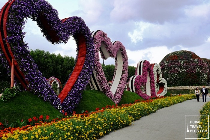 miracle garden in dubai land