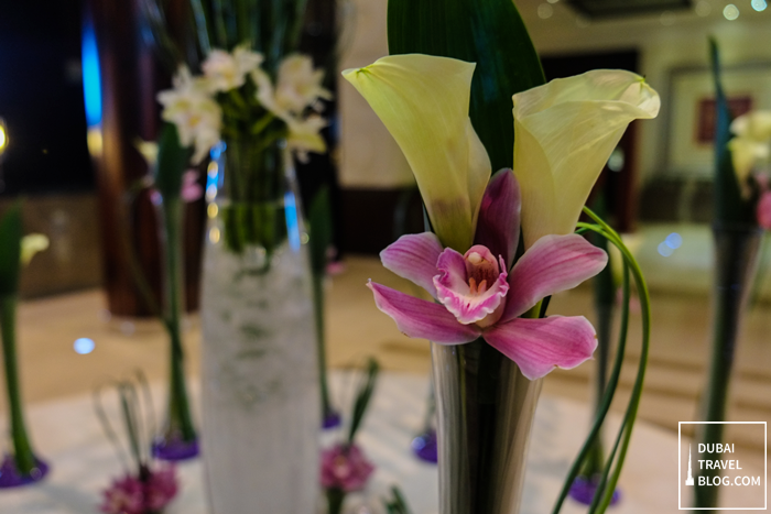 flower setup lobby novotel dubai