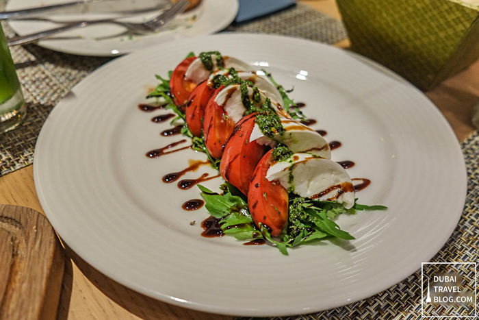 caprese-hilton-garden-inn-mall-of-the-emirates