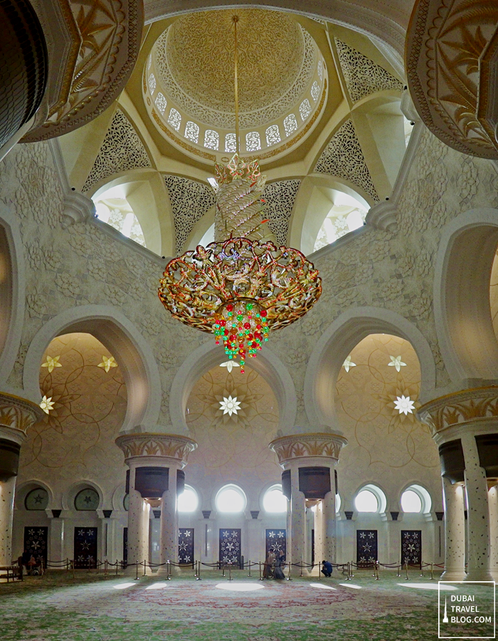 ljuskrona sheikh zayed grand mosque abu dhabi