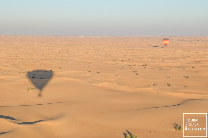 hot air balloon experience dubai