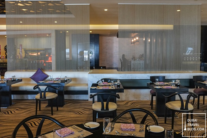 sofitel corniche restaurant