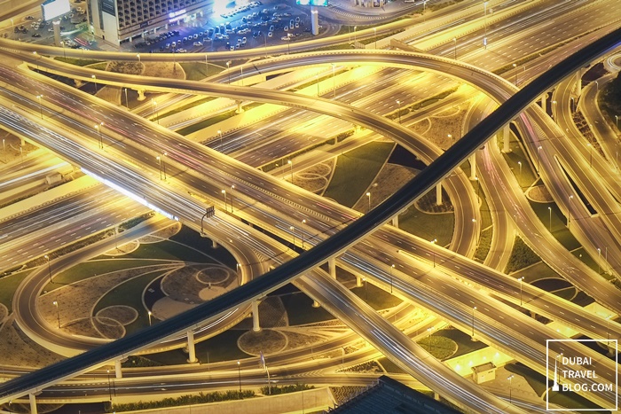 dubai roads at night