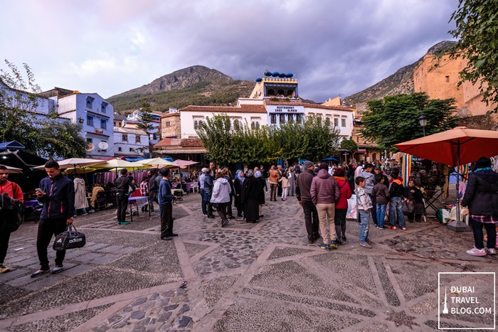 busy medina sunday in chefchaouen