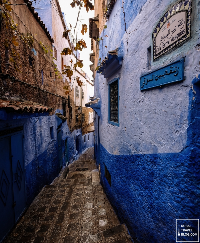 narrow pathways chefchaouen