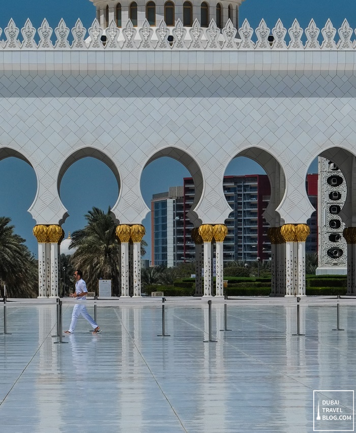 sheikh zayed grand mosque abu dhabi