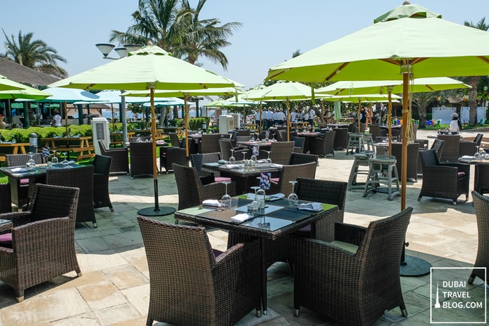 fujairah rotana resort spa waves restaurant