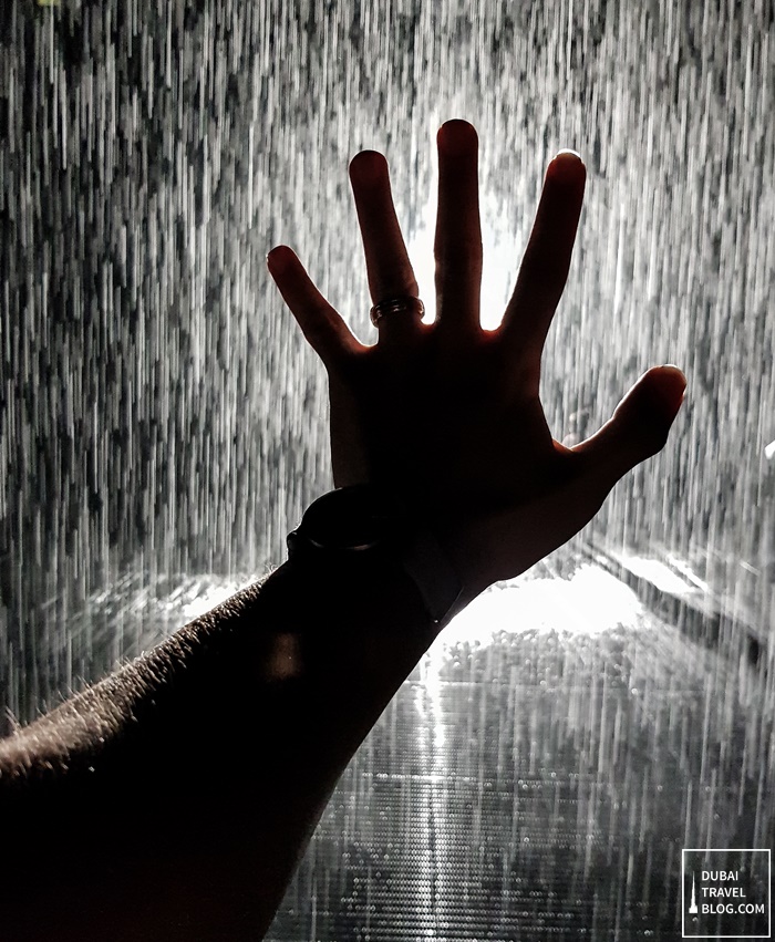 sharjah rain room