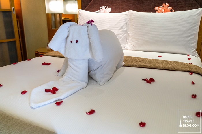 towel animal bedroom al raha