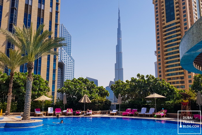 shangri la pool burj khalifa view