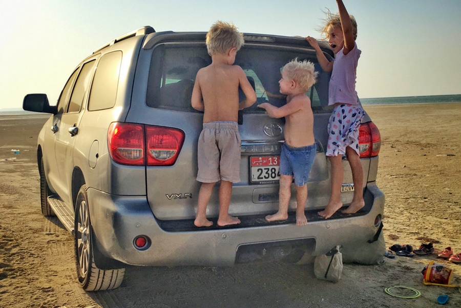 Our Globetrotters - beach camping Abu Dhabi emirate