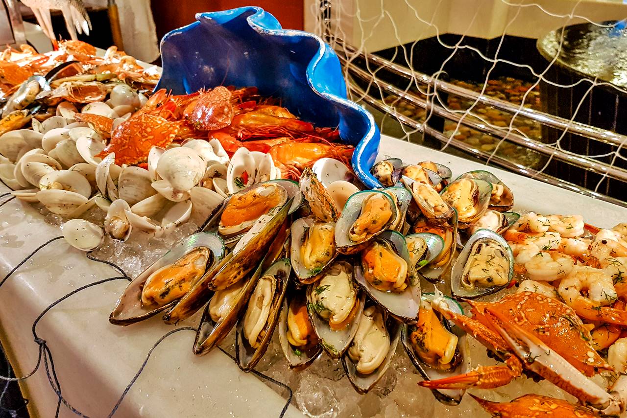 seafood buffet pergolas picture