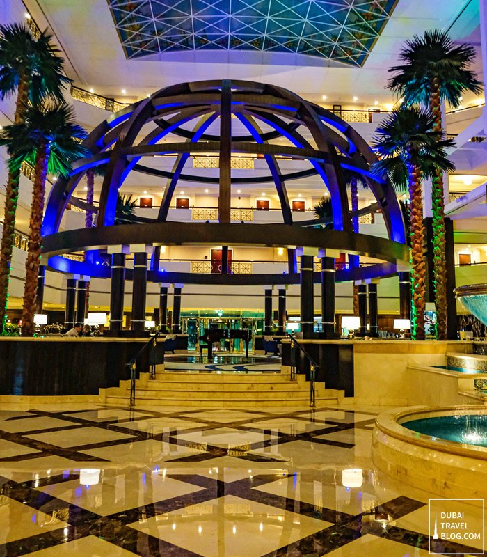 roda al bustan lobby