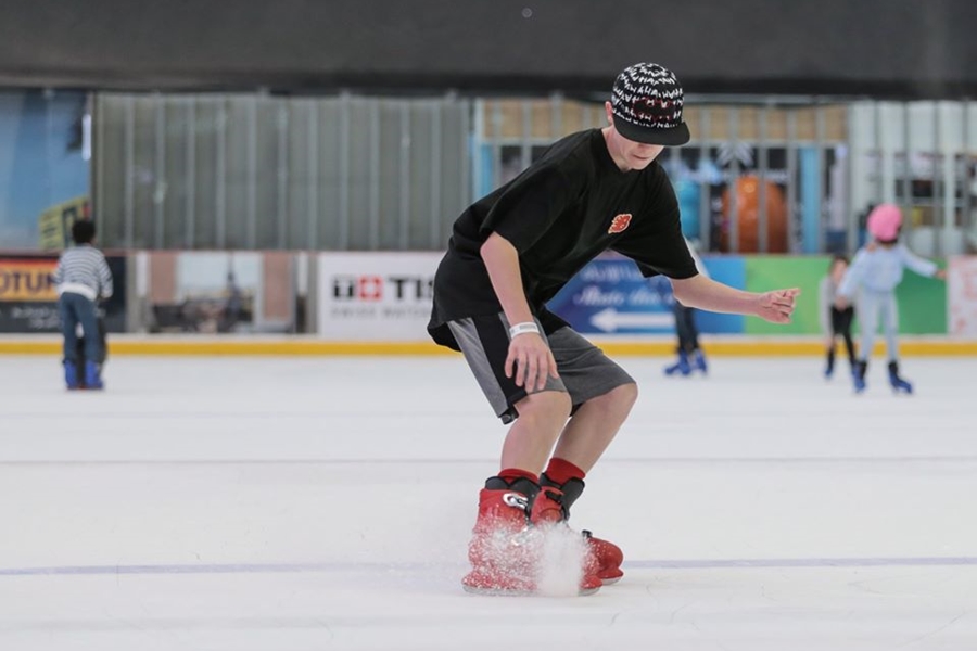 Dubai Ice Rink Show Off