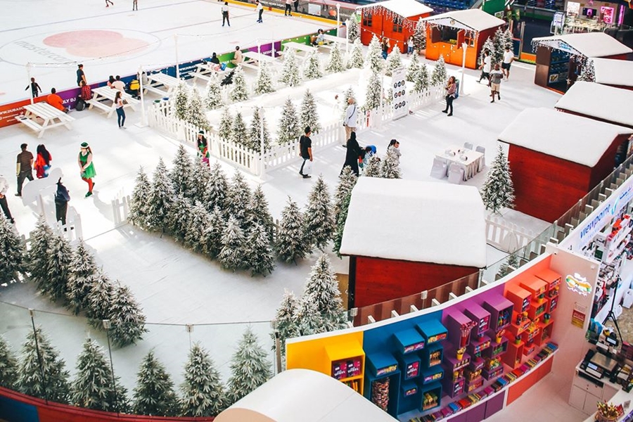 Dubai Mall Ice Rink