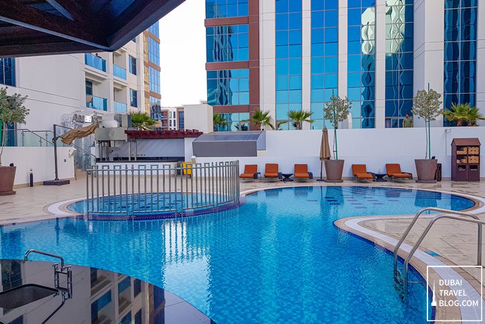 swimming pool hyatt place dubai jumeirah