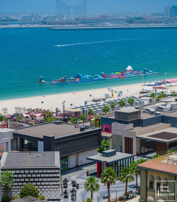 sea view room with balcony amwaj rotana