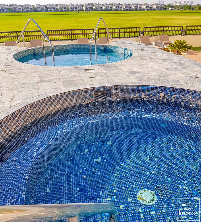 outdoor jacuzzi al habtoor polo resort