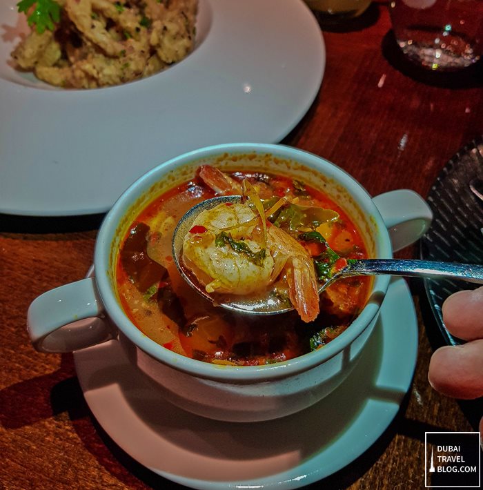 soupe tom yum kris avec vue