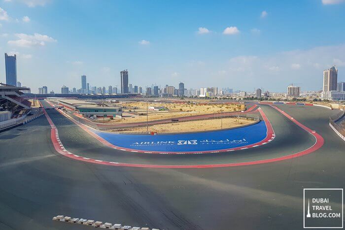 dubai autodrome piste de course motor city