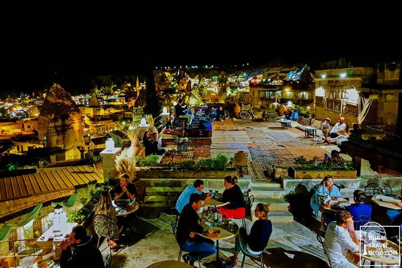 romantic mood at night in seten restaurant cappadocia
