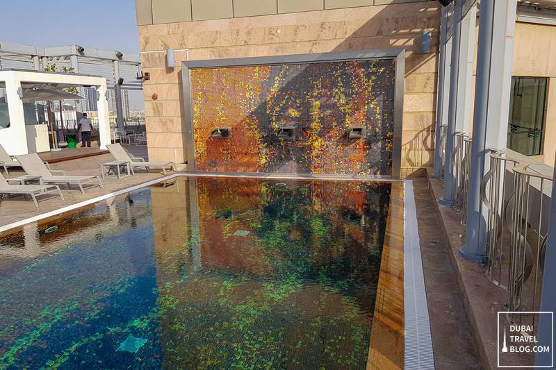 olympus pool at radisson blu dubai media city