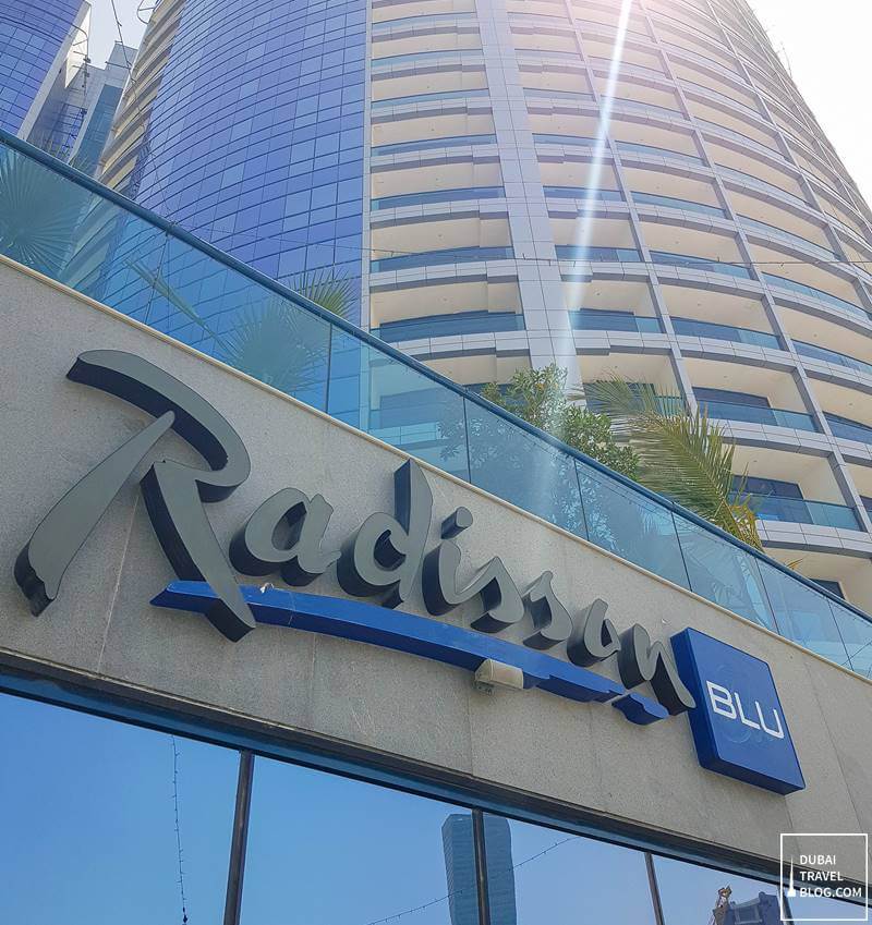 radisson blu dubai waterfront staycation