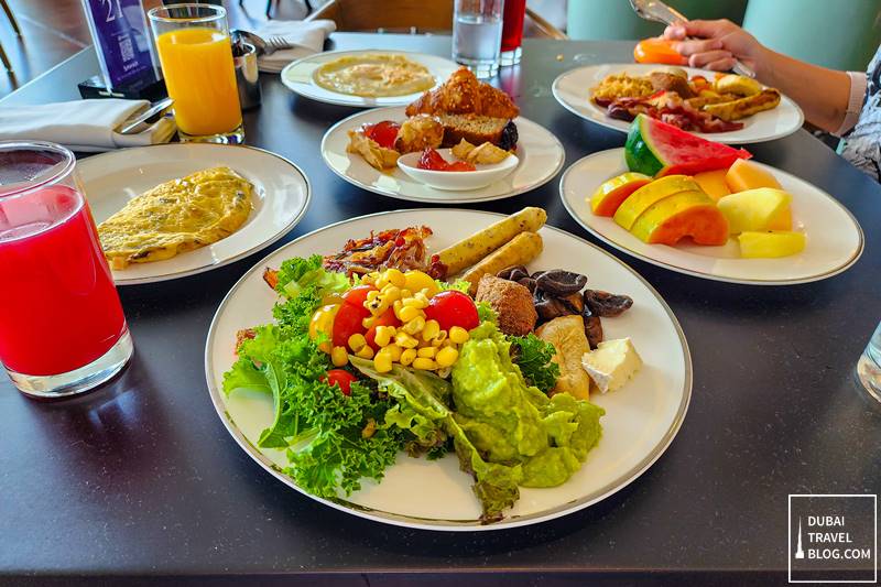 petit déjeuner au sahha abu dhabi