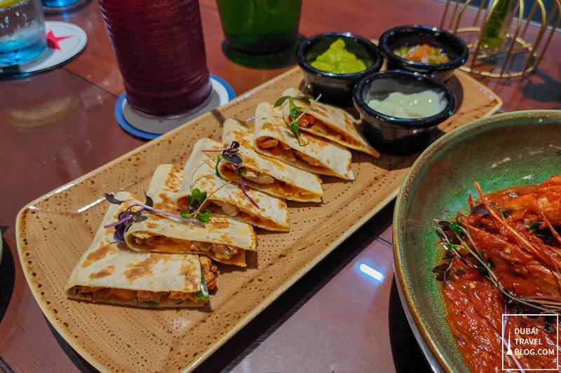 quesadillas de restaurant de chiffons à la richesse