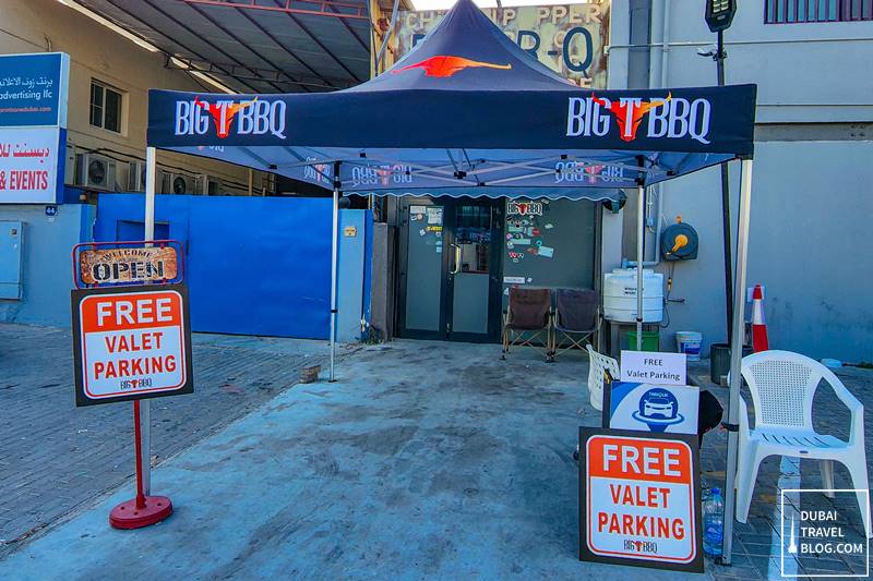 Entrance To Bigtbarbecue Dubai 