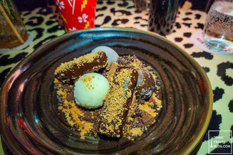 saumon gourou dubai chocoholics dessert